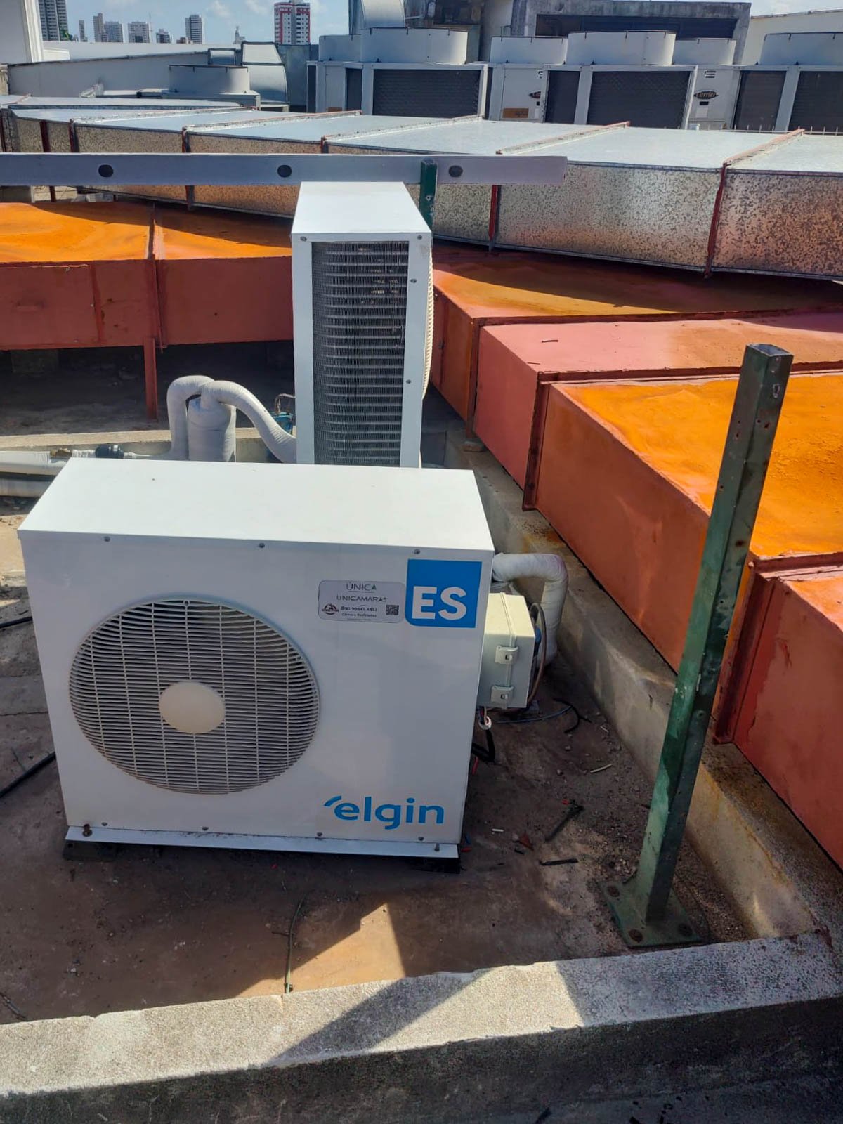 Serviço de refrigeração executado pela WS Manutenção