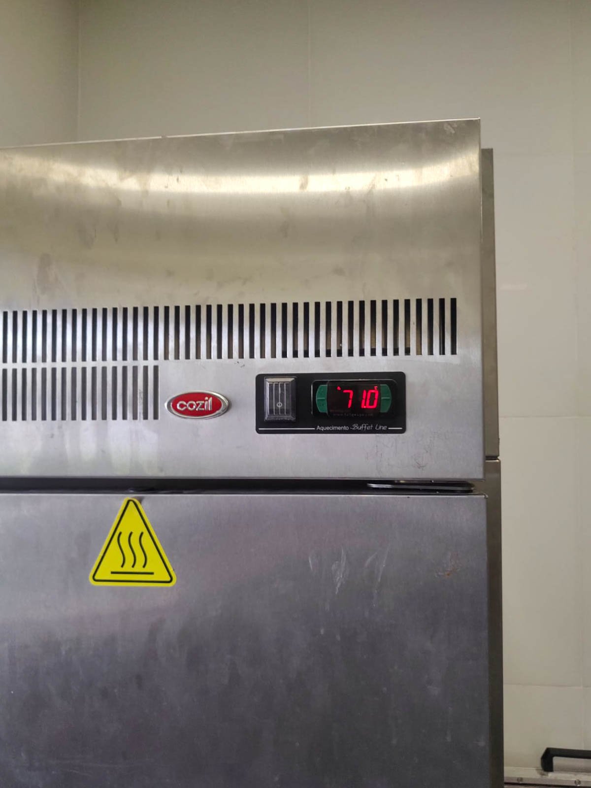 Serviço de refrigeração executado pela WS Manutenção