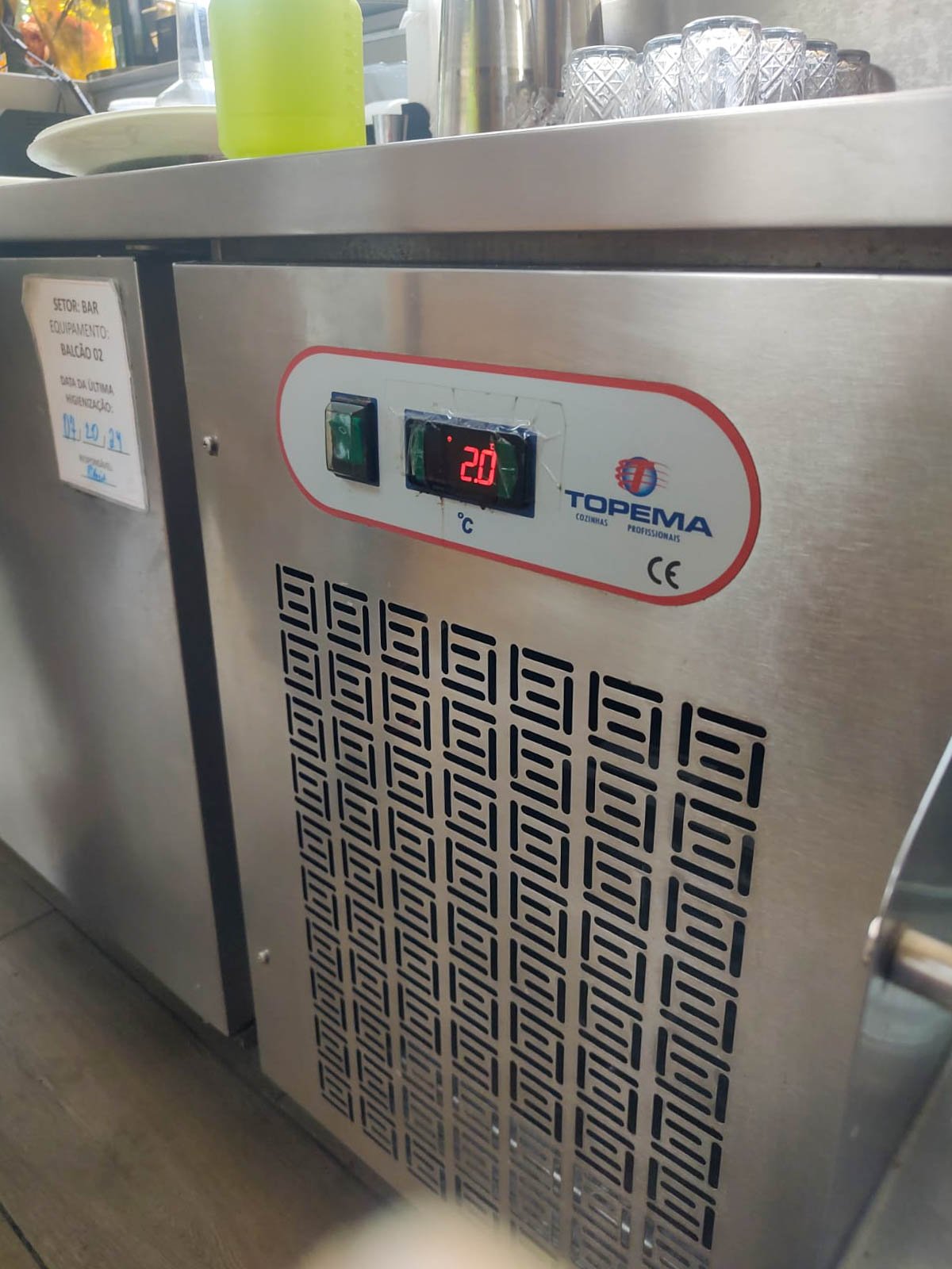 Serviço de refrigeração executado pela WS Manutenção